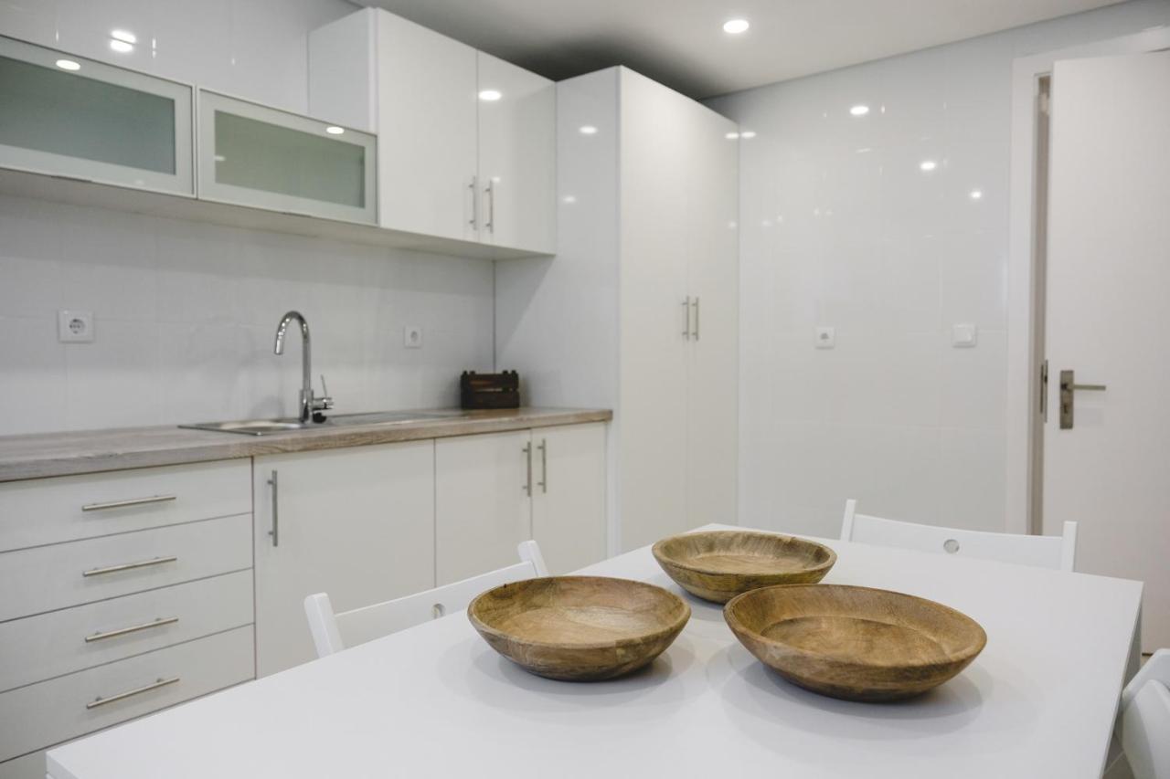 4U Lisbon VI Guesthouse Airport Экстерьер фото